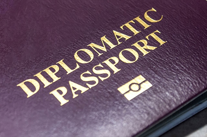 Gabon: Les anciens du régime déchu sommés de rendre leurs passeports diplomatiques